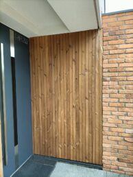 Niwy elewacja deska thermo sosna stara cegła elewacja drewniana HJ Latzke