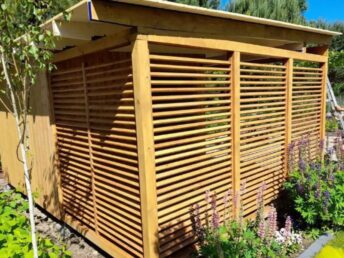 domek ogrodnika wiata drewniana ogrodowa na drewno stolarz cieśla HJ Latzke