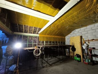 garaż drewniany konstrukcja budowa izolacja Latzke stolarz cieśla