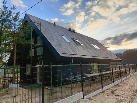 deska opalana elewacyjna elewacja drewniana dach drewniany HJ Latzke