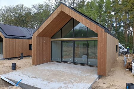 deska thermo sosna elewacja drewniana wentylowana montaż stolarz HJ Latzke