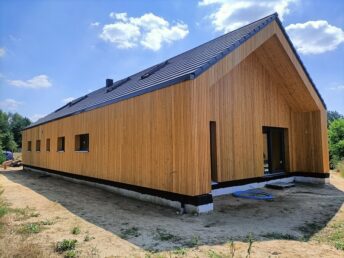 elewacja drewniana dom Lódź HJ Latzke stolarz cieśla