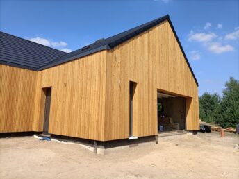 elewacja drewniana dom Lódź HJ Latzke stolarz cieśla