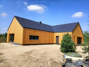 elewacja drewniana dom Lódź HJ Latzke stolarz cieśla