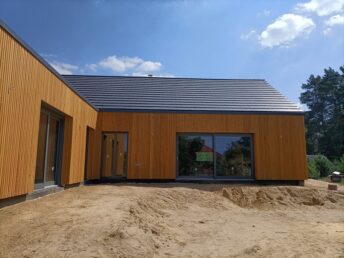 elewacja drewniana dom Lódź HJ Latzke stolarz cieśla