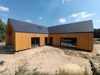 elewacja drewniana dom Lódź HJ Latzke stolarz cieśla