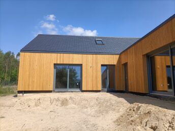 elewacja drewniana dom Lódź HJ Latzke stolarz cieśla