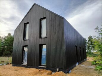 Elewacja drewniana wentylowana Boszkowo Włoszakowice deska palona dom stodoła