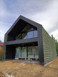 Elewacja drewniana wentylowana Boszkowo Włoszakowice deska palona dom stodoła