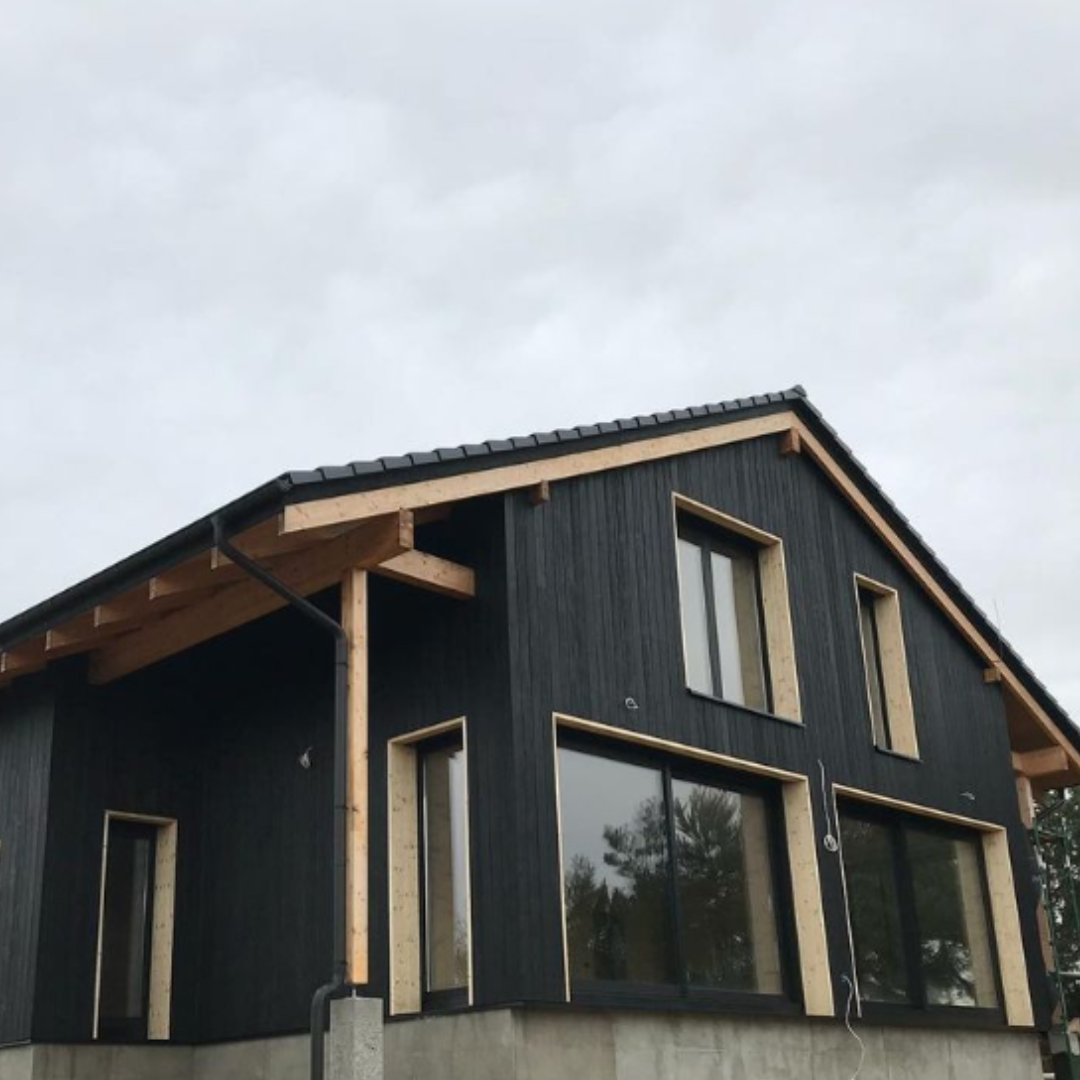 drewniana elewacja wentylowana