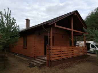 Borowy Młyn dom drewniany szkieletowy letniskowy całoroczny HJ Latzke firma budowlana