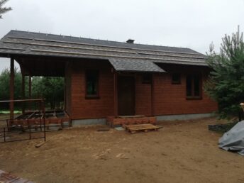 Borowy Młyn dom drewniany szkieletowy letniskowy całoroczny HJ Latzke firma budowlana