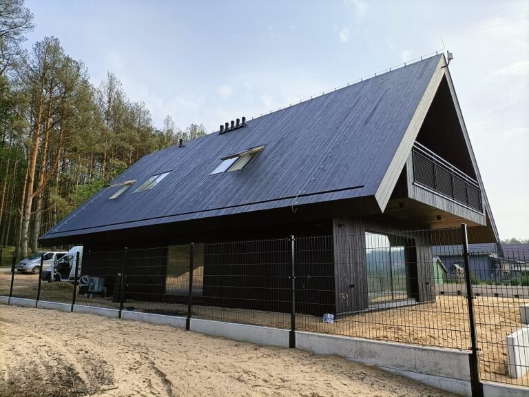 deska opalana elewacyjna elewacja drewniana dach drewniany HJ Latzke