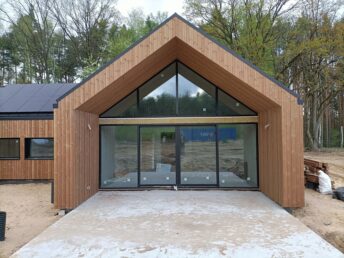 deska thermo sosna elewacja drewniana wentylowana montaż stolarz HJ Latzke