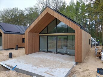 deska thermo sosna elewacja drewniana wentylowana montaż stolarz HJ Latzke