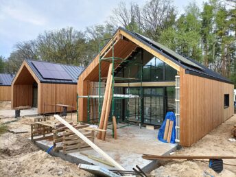 deska thermo sosna elewacja drewniana wentylowana montaż stolarz HJ Latzke