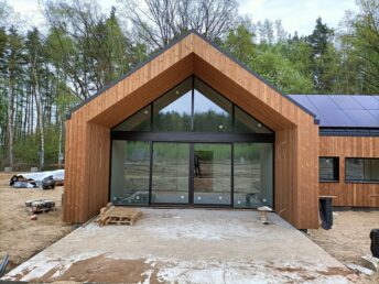 deska thermo sosna elewacja drewniana wentylowana montaż stolarz HJ Latzke