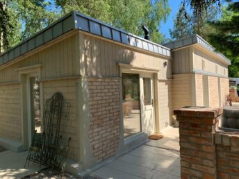 elewacja drewniana drewno cegła deska elewacyjna świerkowa bielona Pracownia Stolarska Latzke