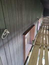 Corten blacha zardzewiała elewacja drewniana opalana dom jednorodzinny Pracownia Stolarska Latzke