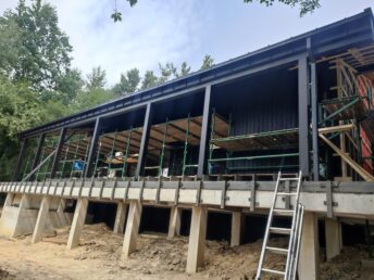 taras drewniany deska Thermo jesion elewacja drewniana opalana dom jednorodzinny Pracownia Stolarska Latzke