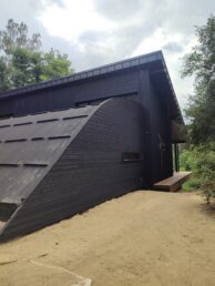 elewacja drewniana opalana dom jednorodzinny Pracownia Stolarska Latzke