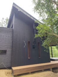 elewacja drewniana opalana dom jednorodzinny Pracownia Stolarska Latzke