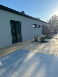 taras drewniany deska tarasowa thermo sosna elewacja drewno + cegła elewacja thermo sosna