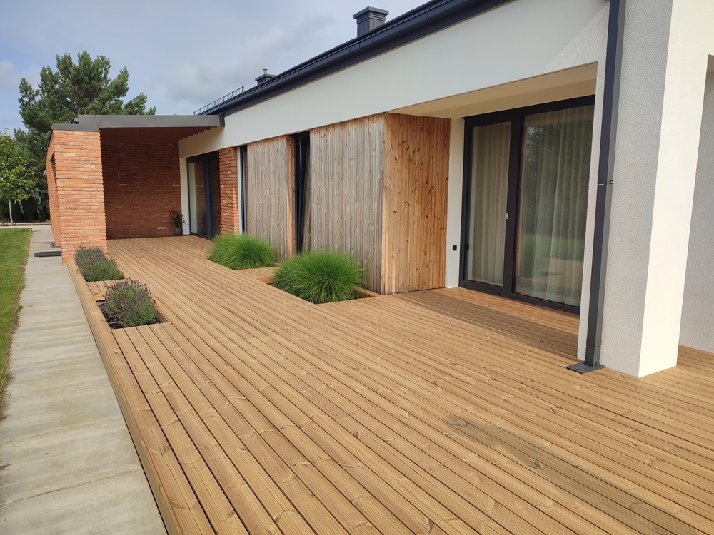 taras drewniany deska tarasowa thermo sosna