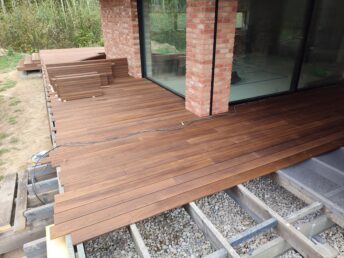 taras drewniany z thermo jesionu Pracownia Stolarska Latzke