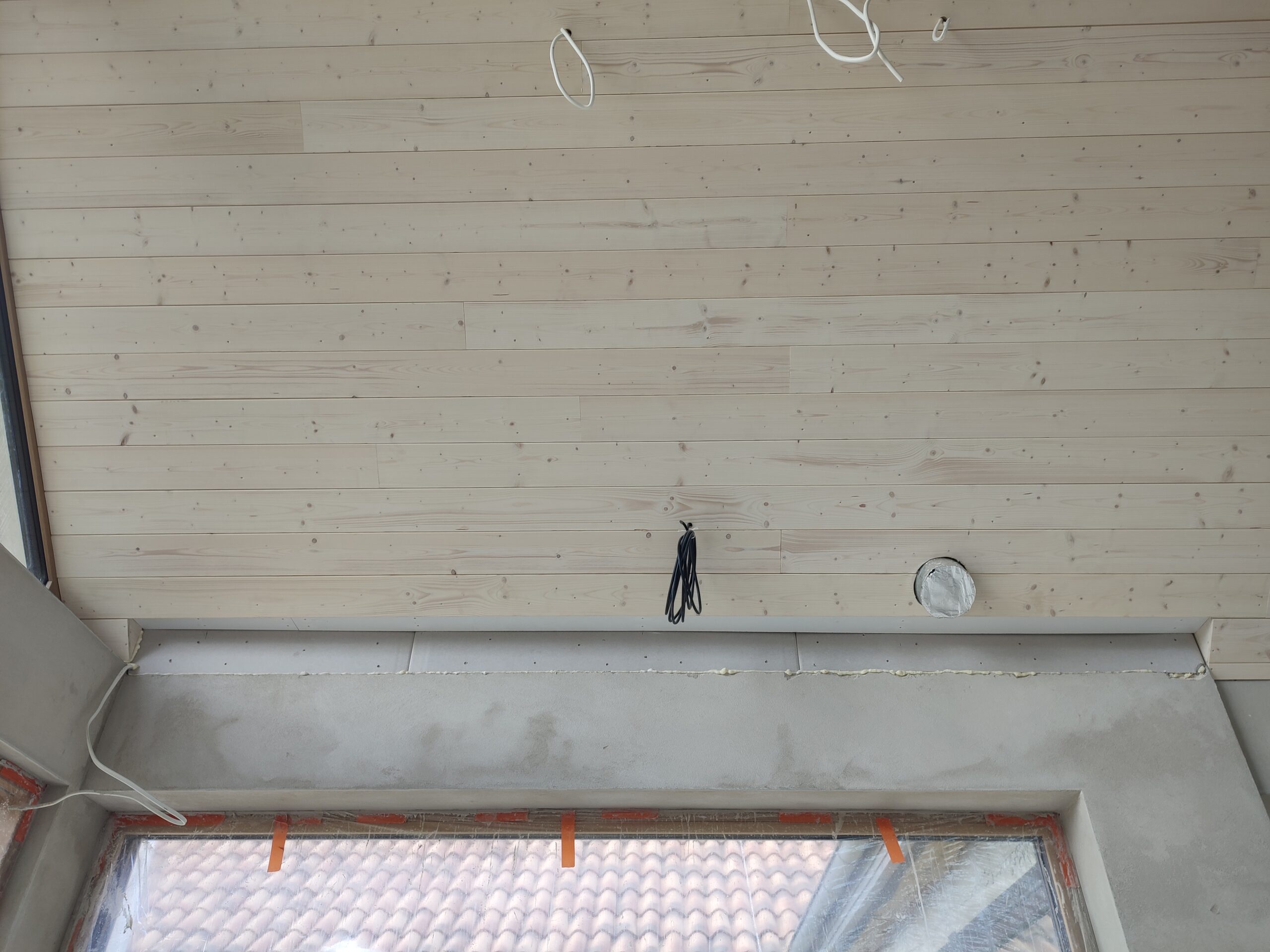 boazeria na suficie deska na suficie deska świerkowa bielona Pracownia Stolarska Latzke