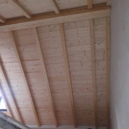 drewniana boazeria na poddaszu drewniany sufit Pracownia Stolarska Latzke