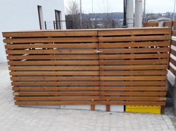 drewniana osłona na kosze na śmieci Pracownia Stolarska Latzke