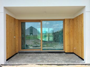 elewacja drewniana deska modrzew syberyjski Pracownia Stolarska Latzke