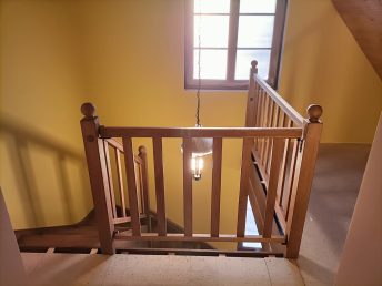 schody drewniane zabiegowe wewnętrzne stolarz Pracownia Stolarska Latzke