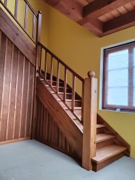 schody drewniane zabiegowe wewnętrzne stolarz Pracownia Stolarska Latzke