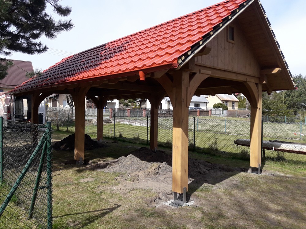 wiata drewniana na sprzęt sportowy wiata na kajaki nad rzeką Pracownia Stolarska Latzke