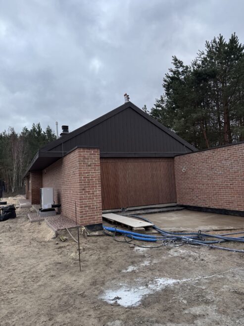 brama garażowa fasadowa thermo sosna Pracownia Stolarska Latzke