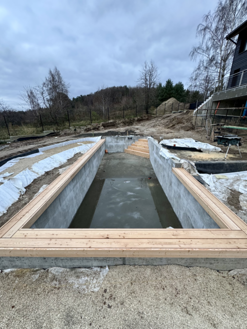 domy elewacja drewniana pozioma tarasy drewniane Latzke