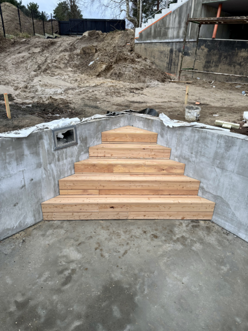 domy elewacja drewniana pozioma tarasy drewniane Latzke