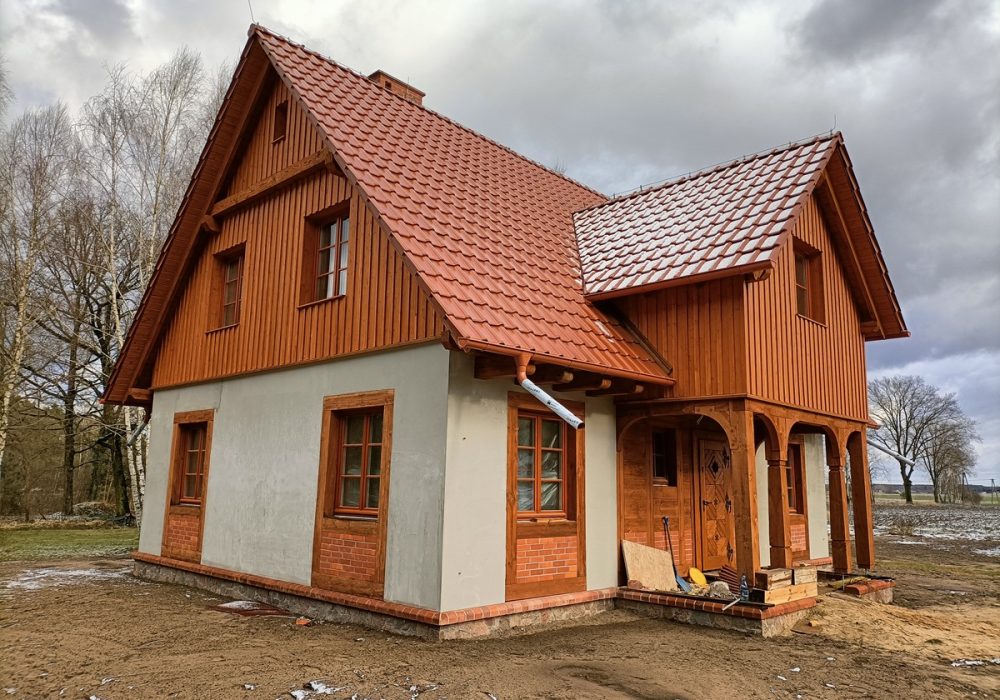 elewacja drewniana malowana drewno świerkowe deski Pracownia Stolarska Latzke