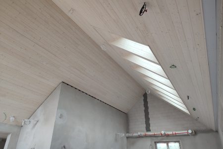 boazeria na suficie deska na suficie deska świerkowa bielona Pracownia Stolarska Latzke