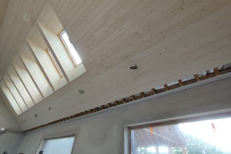 boazeria na suficie deska na suficie deska świerkowa bielona Pracownia Stolarska Latzke