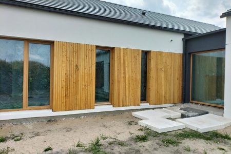 elewacja drewniana deska modrzew syberyjski Pracownia Stolarska Latzke