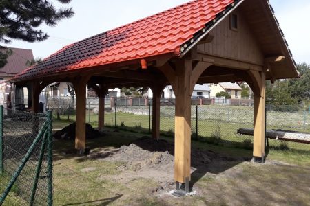 wiata drewniana na sprzęt sportowy wiata na kajaki nad rzeką Pracownia Stolarska Latzke